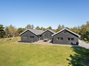 Holiday Home Lova - 600m from the sea by Interhome